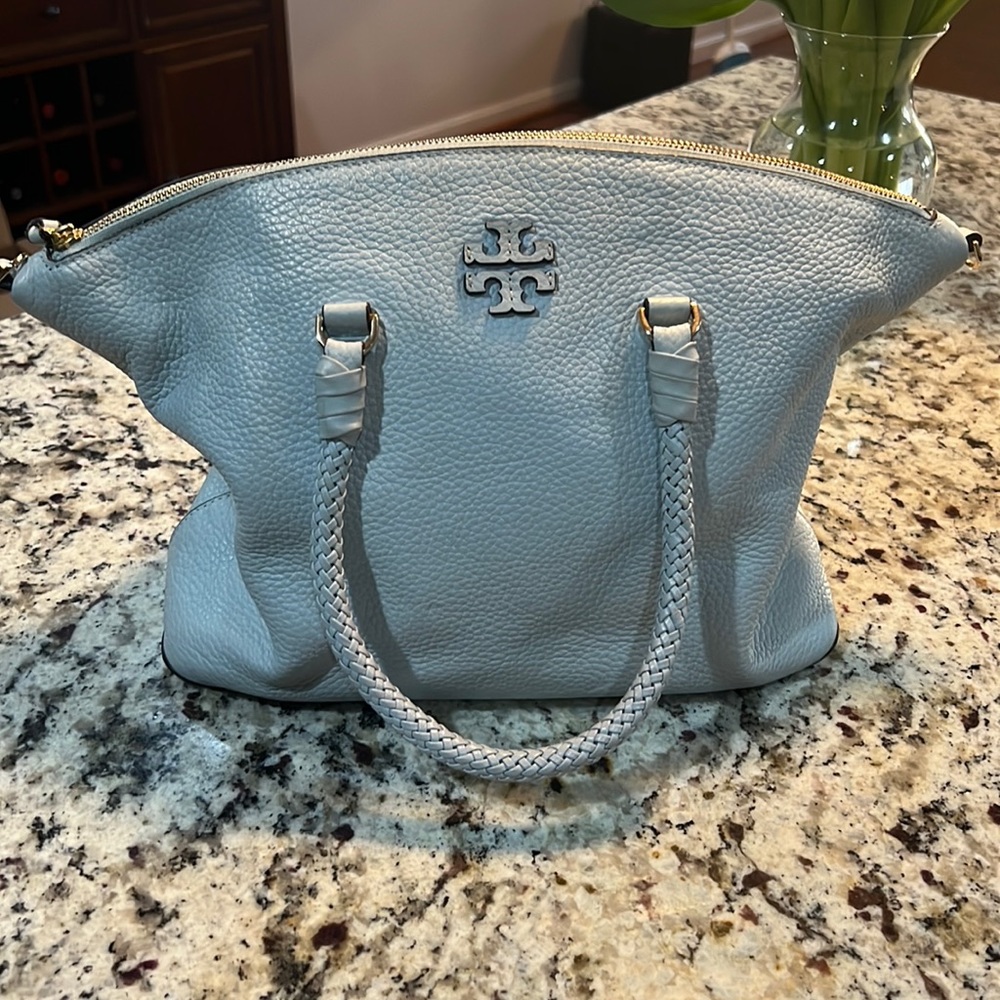 Tory Burch light blue leather purse-like new !